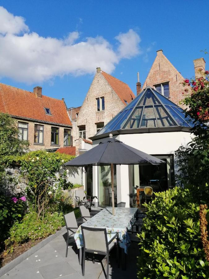B&B Huis Willaeys Brugge Buitenkant foto
